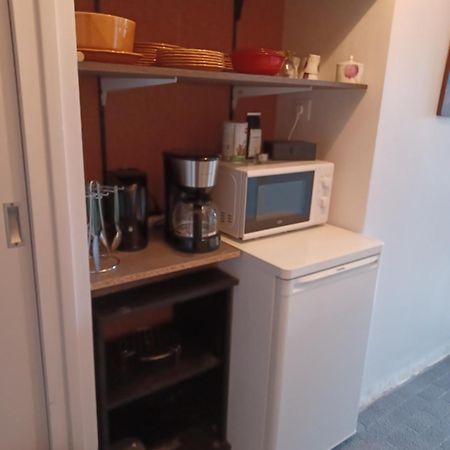 Chambre Calme Et Agreable 雷普隆吉斯 外观 照片