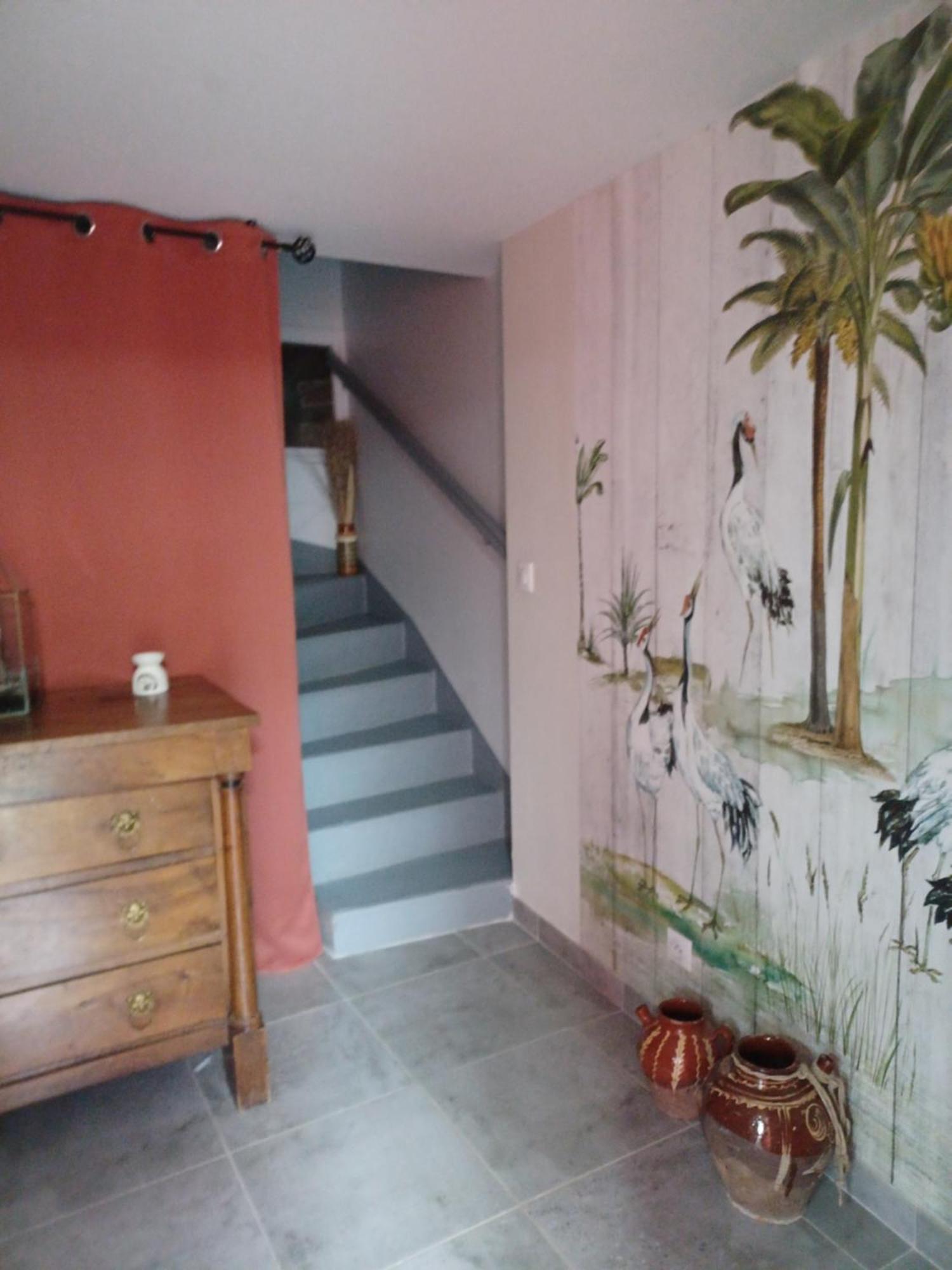 Chambre Calme Et Agreable 雷普隆吉斯 外观 照片